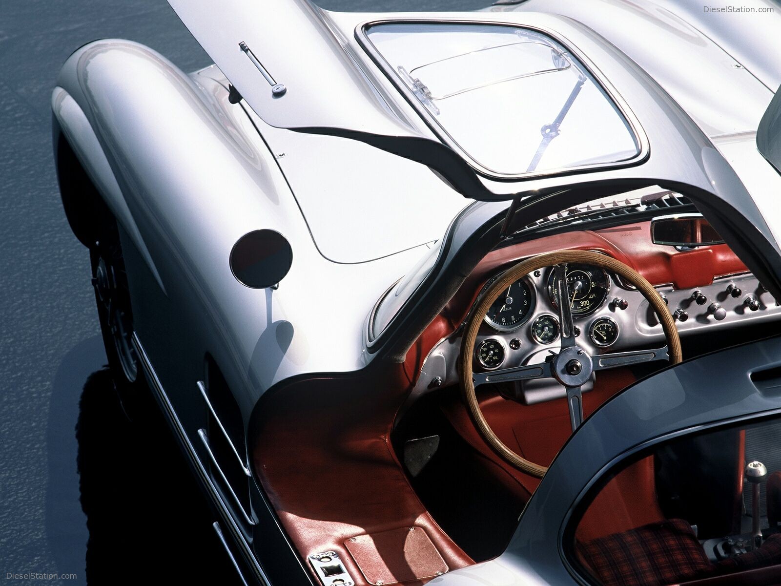 Mercedes SLR Class